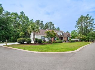 12 Gloucester Pl, Pawleys Island, SC 29585