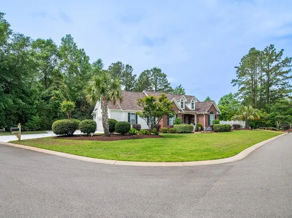 12 Gloucester Pl., Pawleys Island, SC 29585