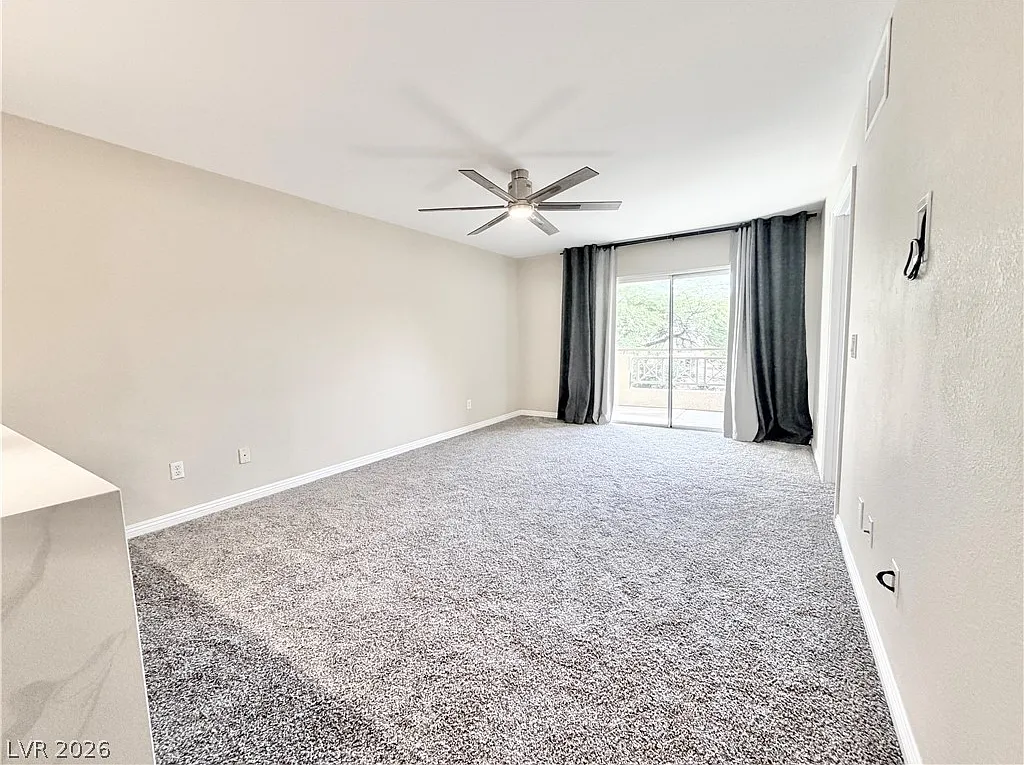 2 bed, 1.0 bath, 836 sqft, $1,350 — Photo 2