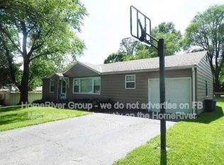 6106 Willow Ave, Raytown, MO 64133