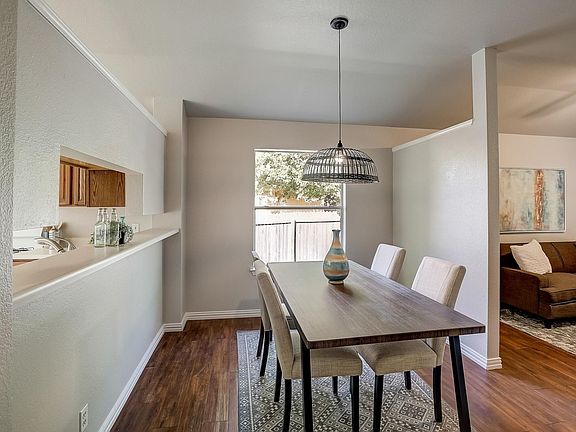 4th image of 9506 Woodvale Dr