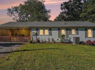 292 Leonard Dr, Thomasville, NC 27360