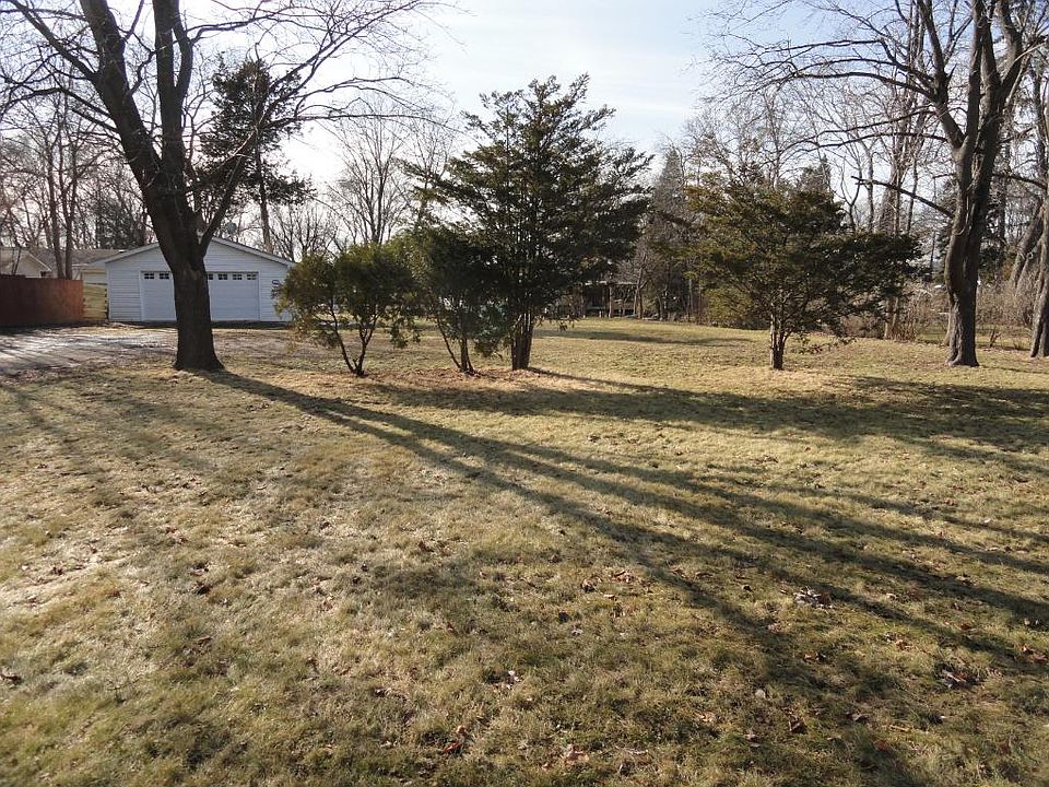 1st image of 3531 White Bear Ave