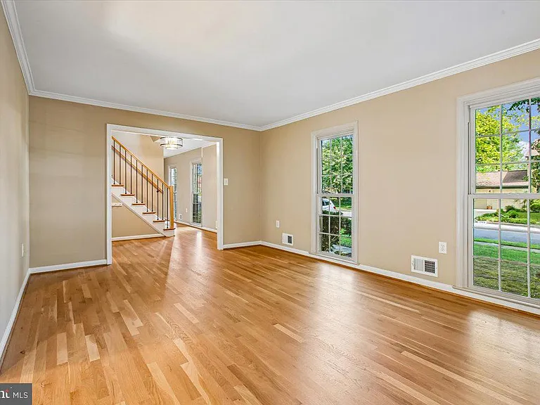 1710 Chesterford Way — Photo 8