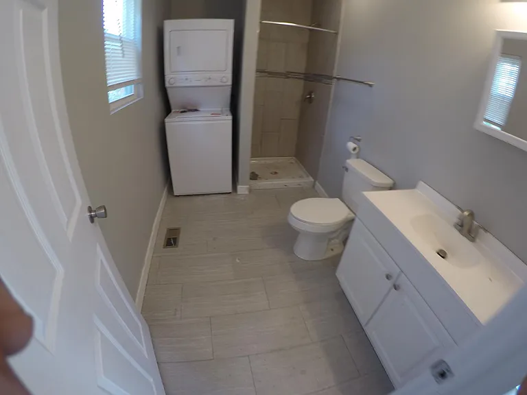 35 Frank St — Photo 6