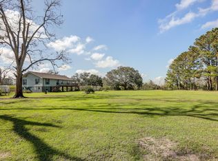 15440 Saint Elmo Rd, Erath, LA 70533
