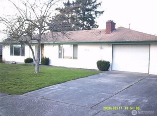 1550 NE 8th Ave, Oak Harbor, WA