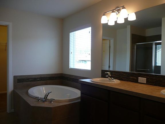 5th image of 12903 80th Avenue Ct E