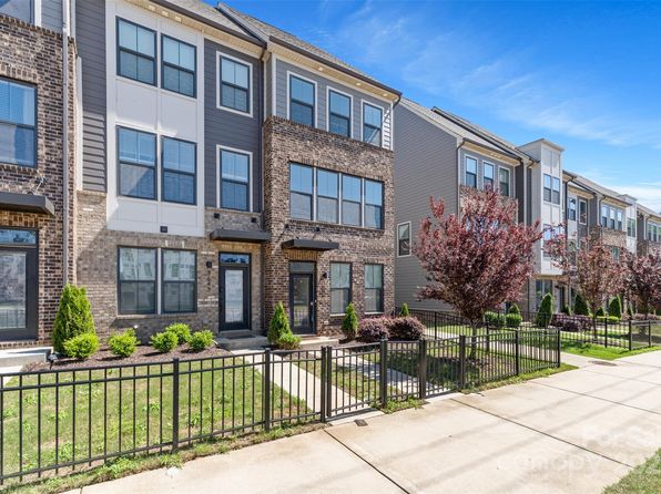 3645 S Tryon St, Charlotte, NC 28217