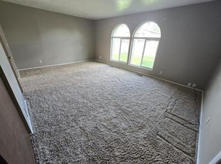 5579 S 2800 W APT B, Roy, UT 84067