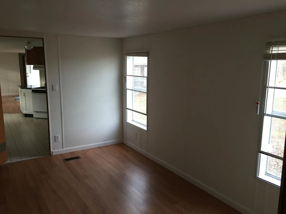 2 bed, 980 sqft, $1,600 — Photo 3