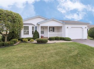 1818 Paddock Ct, Grayslake, IL 60030