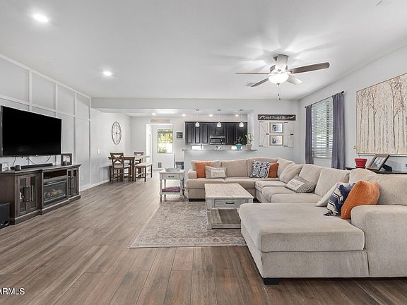 5th image of 3224 E Dogwood Place