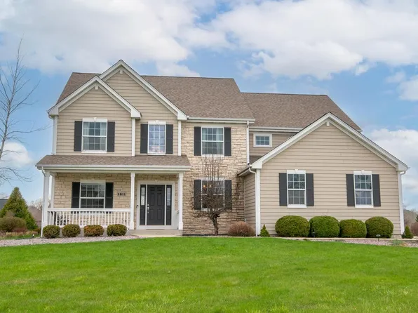1811 Stoneridge LANE, Grafton, WI 53024