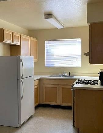 2nd image of 627 Fonseca Dr