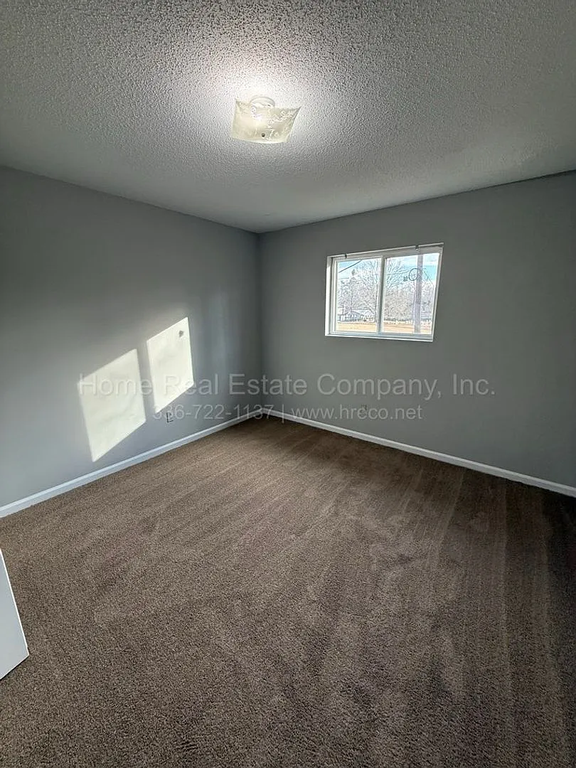 Courtyard Apartments | 1004 Salisbury Street Apt 4-B — Photo 4