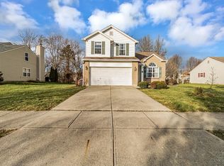 24 Heron Dr, Amelia, OH 45102
