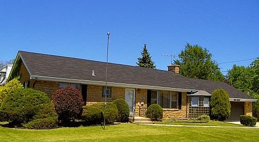 1st image of 3001 N Ernst St