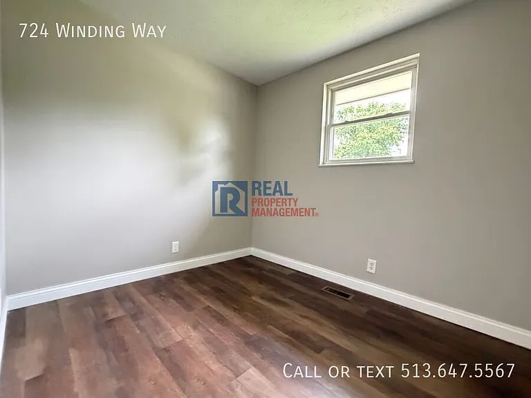 724 Winding Way — Photo 10