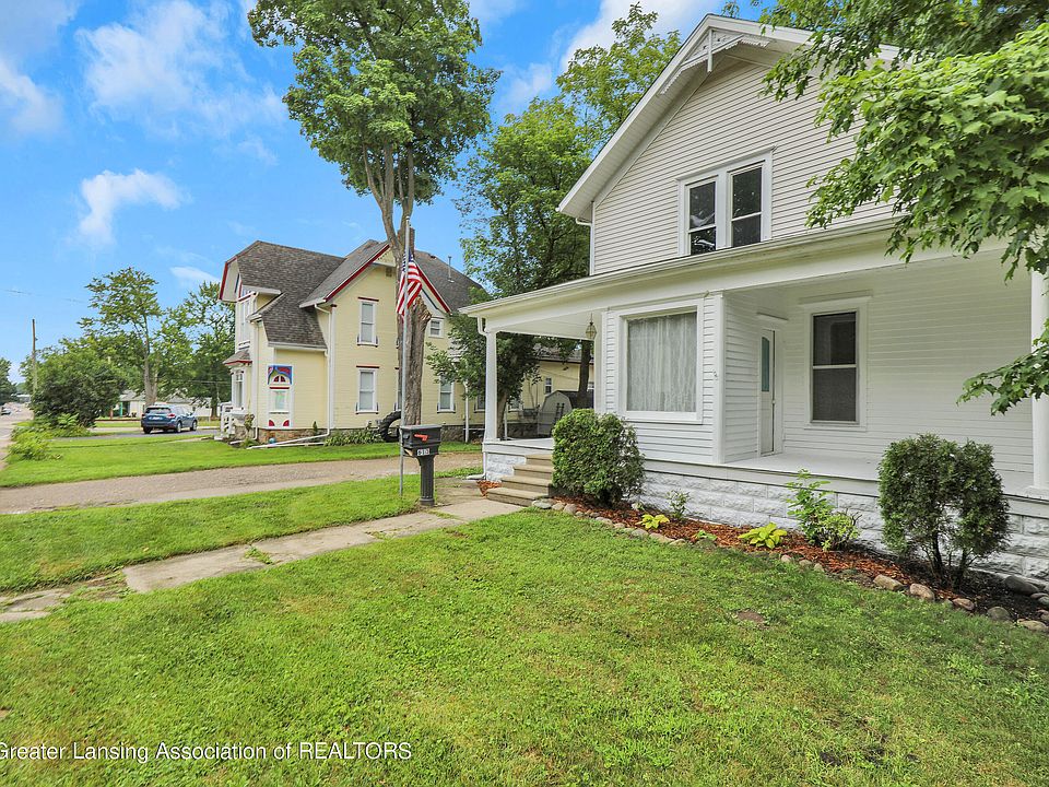 613 S Putnam St, Williamston, MI 48895 Zillow