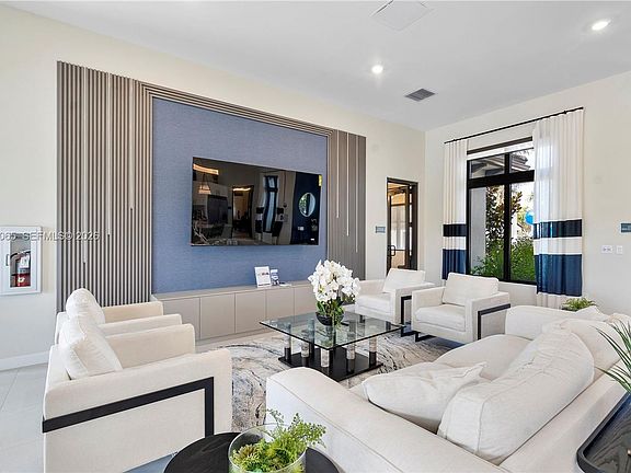 5th image of 4957 Oakmont Dr #4957