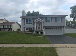 54 Abbeywood Dr, Romeoville, IL 60446