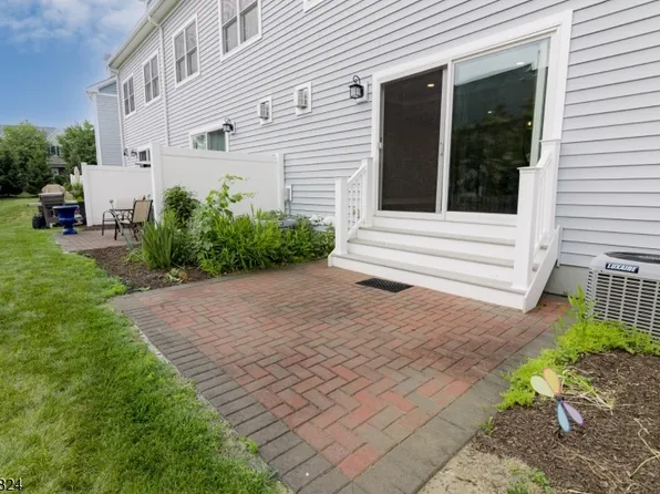 14 Clover Ct, Berkeley Heights Twp., NJ 07922