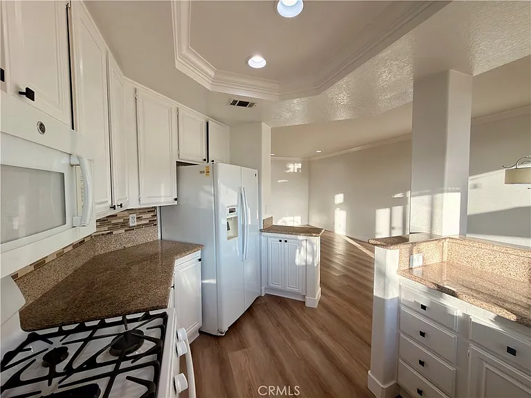 28723 La Siena — Photo 10