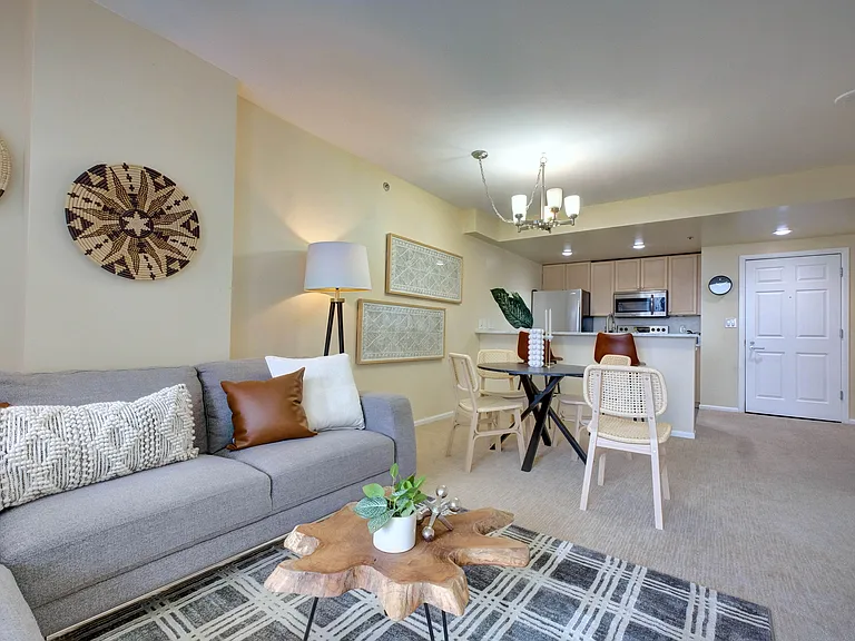 2600 2nd Ave #1808 — Photo 4