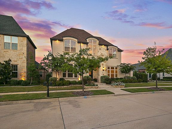 2nd image of 608 Orleans Dr