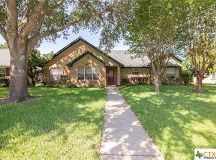 406 King Arthur St, Victoria, TX 77904