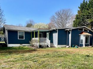 519 Disco Loop Rd, Friendsville, TN 37737