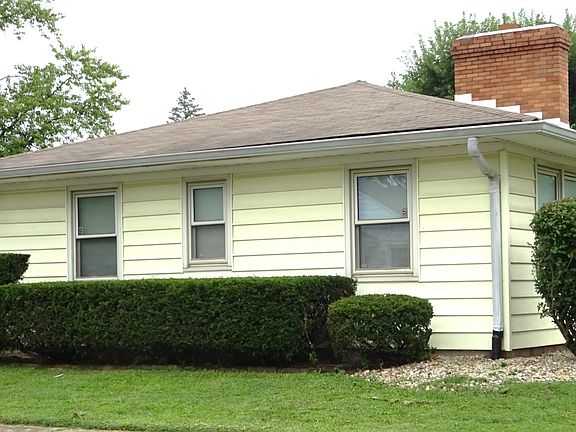 3rd image of 102 E Southern Ave