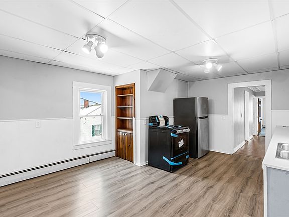 4th image of 77 Wheeler St