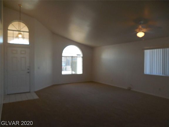4th image of 7484 Golden Yucca Dr