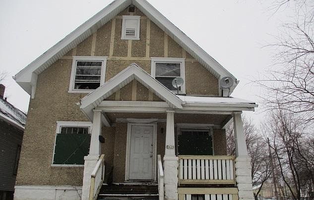 1st image of 2428 W Burleigh St #2428A