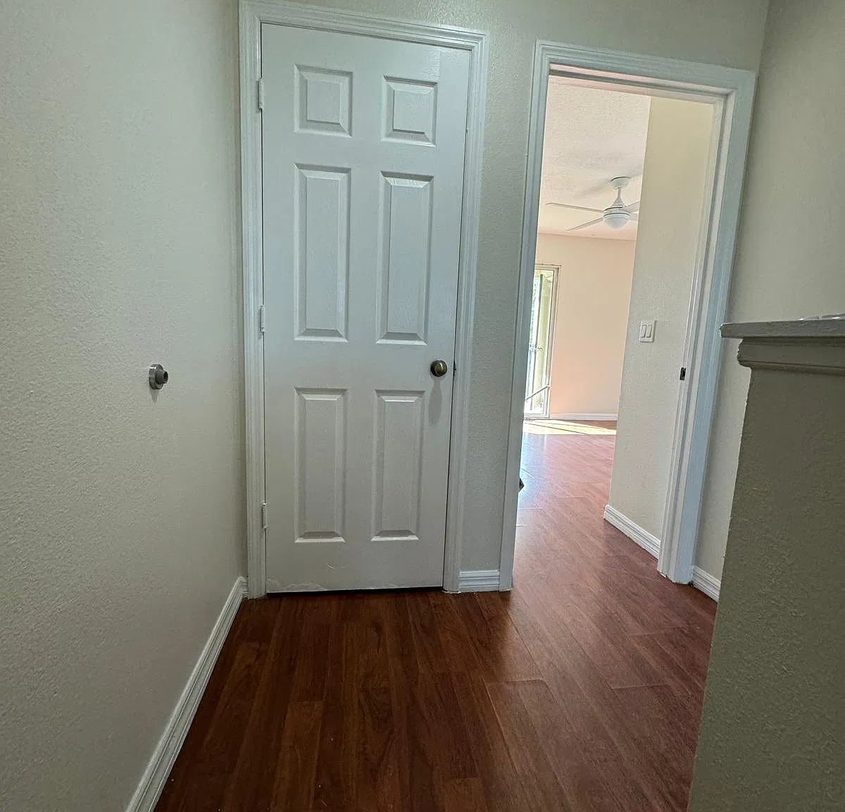 2 bed, 2.5 bath, 1430 sqft, $1,650 — Photo 2