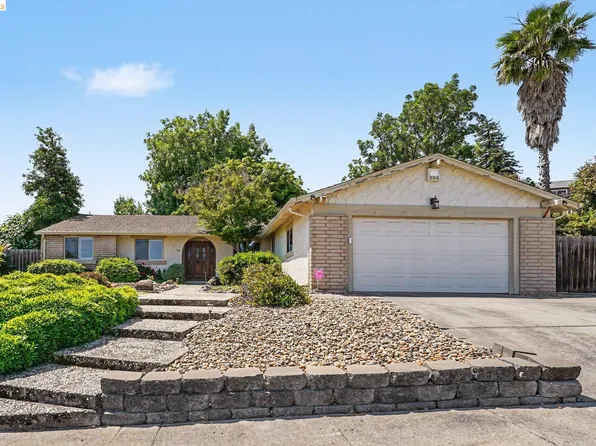 325 Hillsdale Dr, Pittsburg, CA 94565