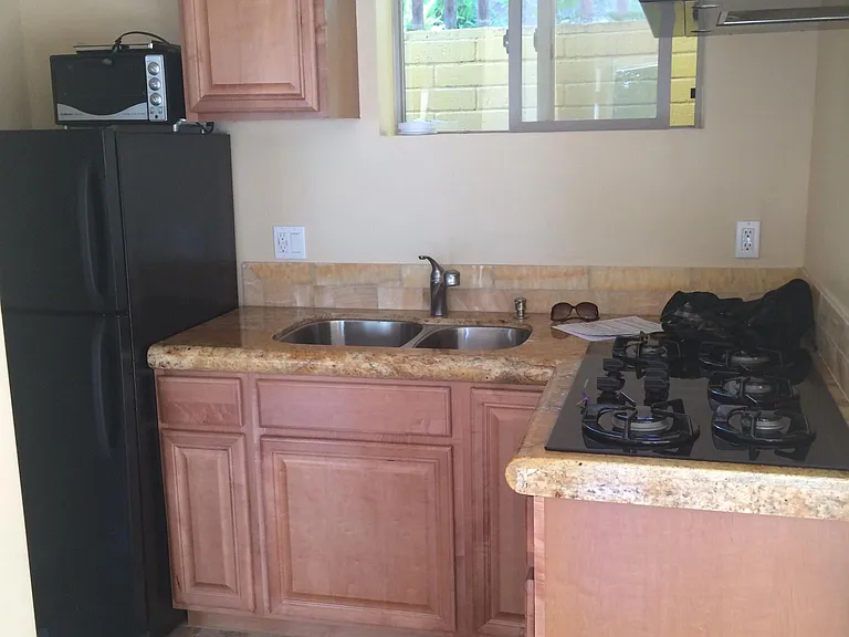 501 S Vine St S #3 — Photo 6