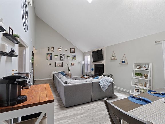 5th image of 5329 Chatham Hall Dr