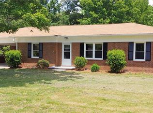 711 Nance Dr, Thomasville, NC 27360
