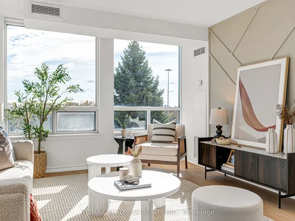 1 Rean Dr #408, Toronto, ON M2K 3C1