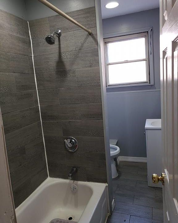 2nd image of 354 Rusling St