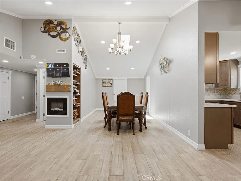 11642 Daniel Ave — Photo 19