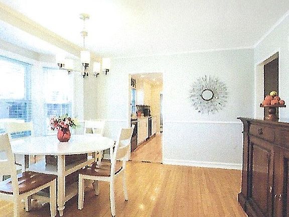 3rd image of 4146 Ellington Ave
