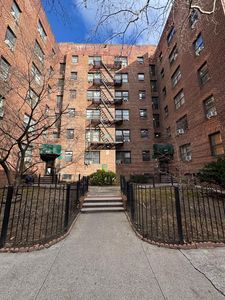 44-11 MacNish Street #2F, Queens, NY, 11373