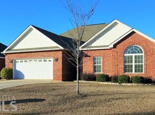 613 Stirling Bridge Dr, Warner Robins, GA 31088