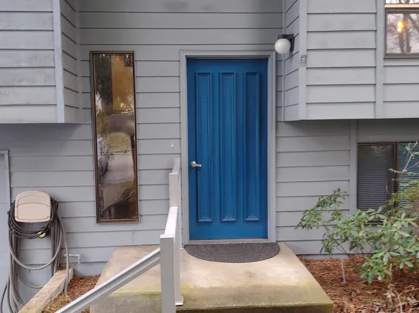 524 N 18th Pl, Mount Vernon, WA 98273