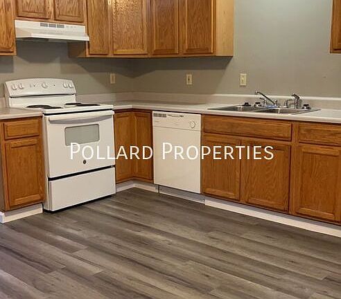 2nd image of 417 Briden Ct