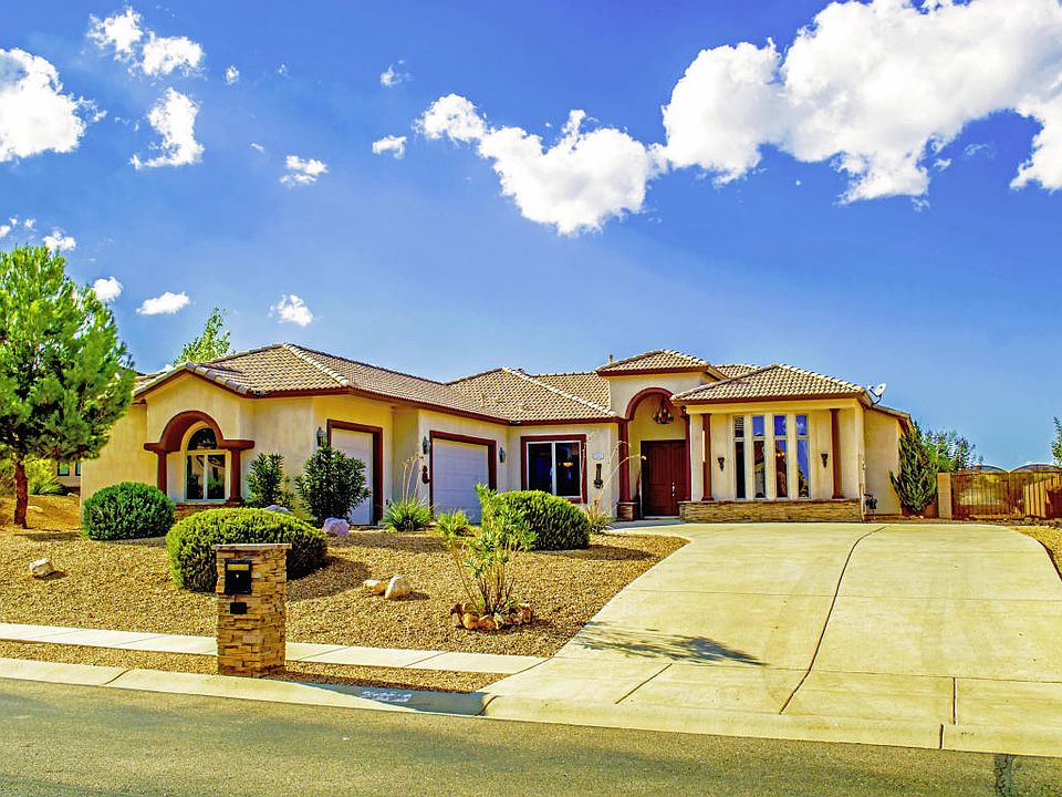 1st image of 3762 La Terraza Dr